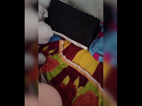 ❤️ Dakina ta zauna a gida ita kadai saboda mijinta ya tafi hutu sai na yi amfani da damar in yi mata fyade na cika mata gindi da nono. ❤❌ Ingantacciyar iskanci